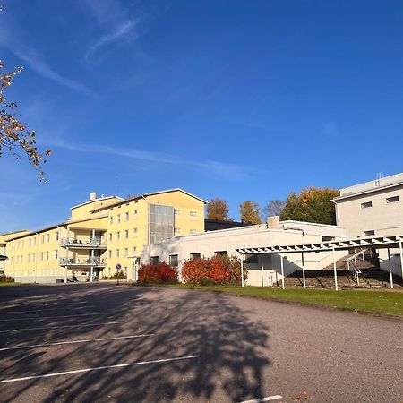 Budget Hotel Easystay Порвоо Экстерьер фото